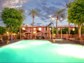 74401 Hovley Ln, Palm Desert CA  92260-1702 exterior