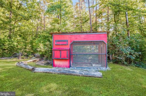 251 Cropp Rd, Fredericksburg VA  22406-4015 exterior
