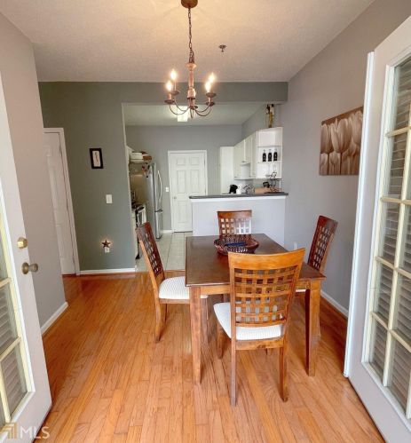 206 Spg Hts Ln, Smyrna GA  30080-3792 exterior