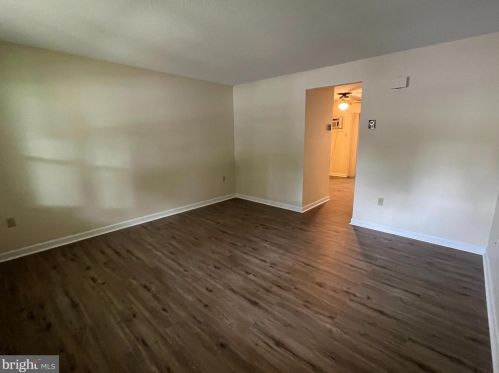 117 Church St, Charles Town WV  25414-1015 exterior