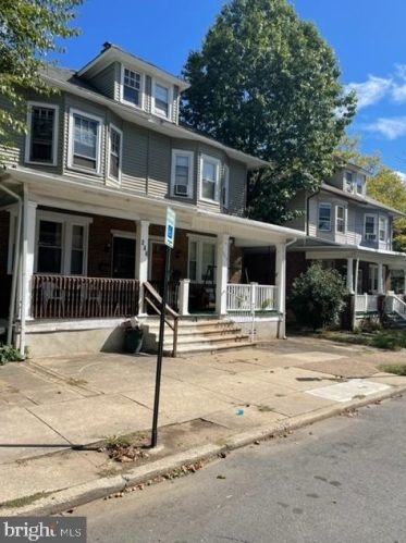 246 Ardmore Ave, Trenton, NJ 08629-1801