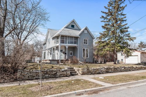 823 Fry St, Saint Paul MN  55104-1123 exterior
