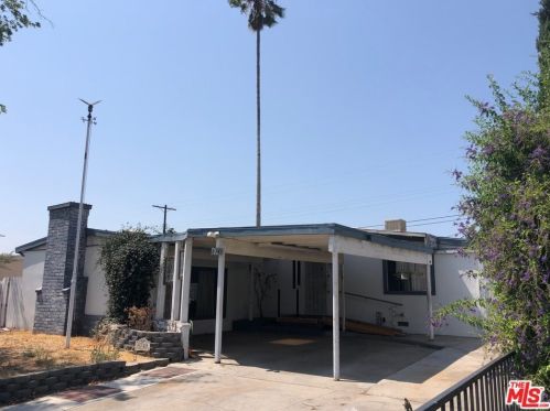 8749 Matilija Ave, Van Nuys, CA 91402-3319