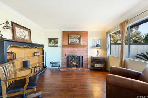 7315 Singingwood Dr, Anaheim CA 92808-1701 exterior