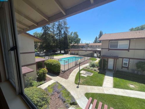1545 Parkwood Pl, Concord CA  94521-2203 exterior