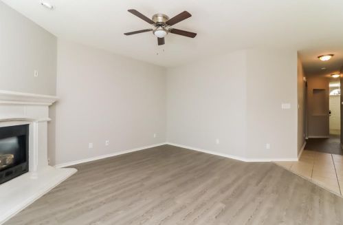 6414 Miranda Dr, Fort Worth TX  76131-1240 exterior