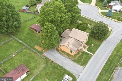 14 Eyler Rd, Graceham, MD 21788-1318