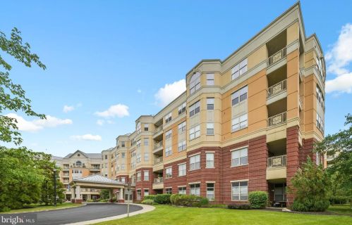 2304 Windrow Dr, Princeton NJ 08540-5020 exterior