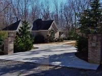 214 Shadow Rock Dr, Monteagle, TN 37356-5088