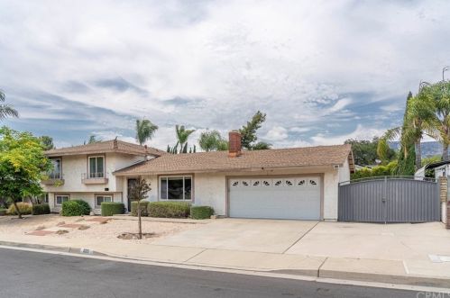 525 Cheyenne Dr, San Dimas, CA 91773-1518