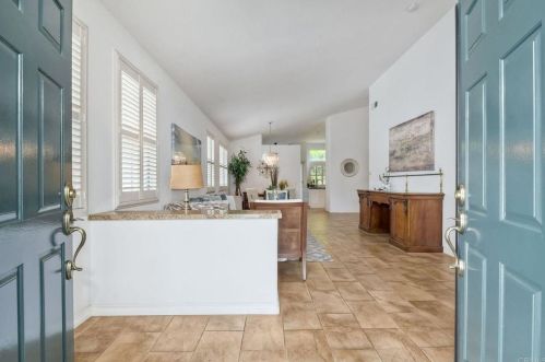 6020 Piros Way, Oceanside, CA 92056-7265