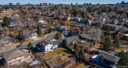 6256 Peakview Pl, Englewood CO 80111-4327 exterior