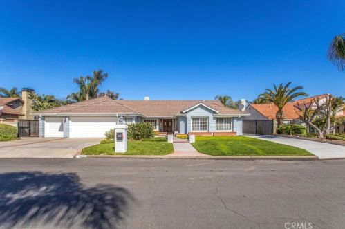 10871 Beltramo Cir, Riverside, CA 92503-5922