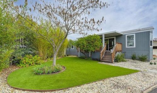 111 Pine Ln, Folsom, CA 95630-1738