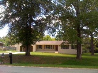 6438 Whitepine Dr, Macon, GA 31216-6522
