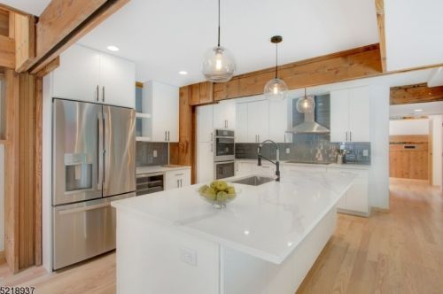 12 Big Spring Rd, Califon, NJ 07830-3430