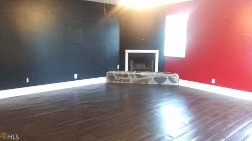 41 Mallie Ct, Hampton, GA 30228-2987