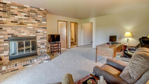 3282 Camelot Dr, Saint Paul MN  55125-2754 exterior