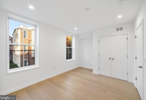 618 Catharine St, Philadelphia PA  19147-2910 exterior
