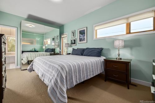 2462 Tremont Pl, Denver CO  80205-3138 exterior