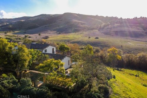 21 Black Hawk, Irvine, CA 92603-0310