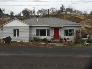 875 Cottonwood Dr, Arlington, OR 97812-2042