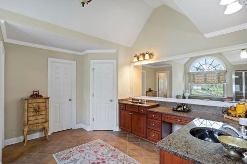 2551 Essex Ln, Atlanta GA  30331-7855 exterior