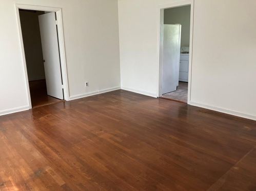 656 Kurt Dr, Marietta, GA 30008-4124