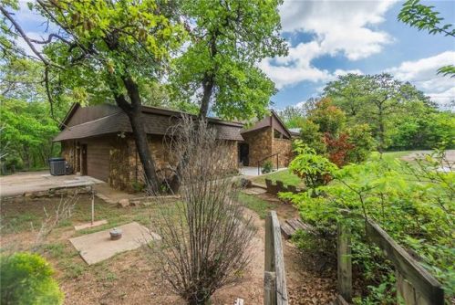 2701 122nd St, Edmond, OK 73013-5713