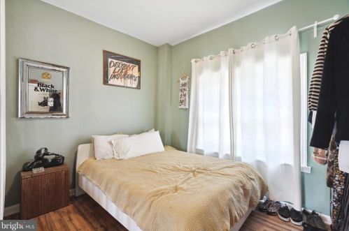 1522 4 St, Philadelphia PA 19148-1303 exterior