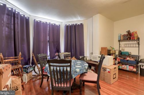 702 King St, York PA 17401-3627 exterior