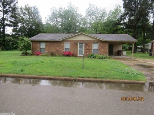 279 Mona Ln, Wynne, AR 72396-3626