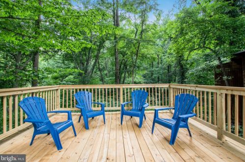 9715 Capitol View Ave, Silver Spring MD 20910-1033 exterior