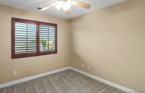 1728 Picket Fence Dr, Chula Vista CA  91915-1858 exterior