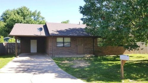 400 Avenue H, Heavener, OK 74937-3636