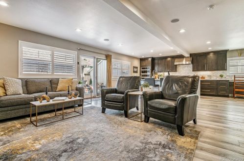 7597 Rosemary Cir, Englewood CO 80112-6421 exterior