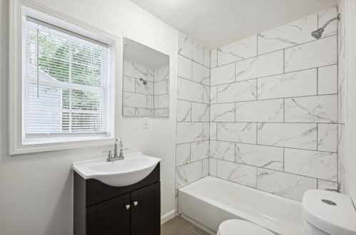 285 Moreland Way, Atlanta GA  30354-1242 exterior