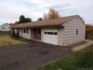 90 Highview Ter, Middletown, CT 06457-2432