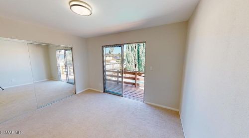 2007 Rhoda St, Simi Valley CA 93065-3539 exterior