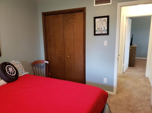 9513 Dogwood Dr, Hammond IN  46321-3708 exterior