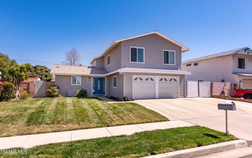 1304 Harold Ave, Simi Valley, CA 93065-4733