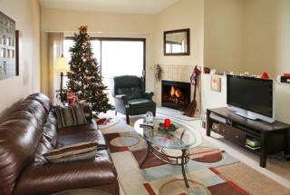 333 Duarte Rd, Monrovia, CA 91016-4537