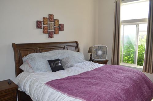 1525 Greenwich Dr, Los Banos CA  93635-6503 exterior