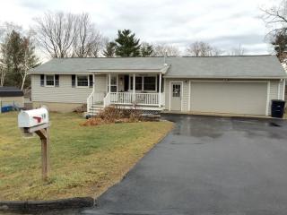 39 Norwich Rd, Nashua, NH 03062-2007