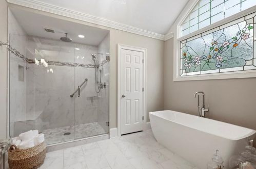 205 Embassy Ct, Atlanta GA  30328-4854 exterior