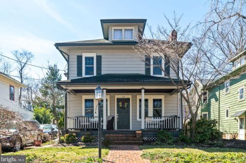 104 Roberts Ave, Tavistock, NJ 08033-1321