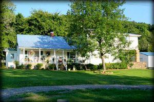 1036 Locke Creek Rd, Readyville, TN 37149-5128