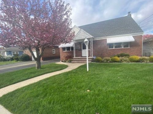 223 Stanley Ave, Hasbrouck Heights, NJ 07604-2207