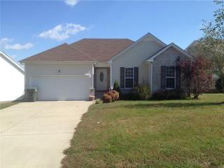 486 Berry Cir, Springfield, TN 37172-5857