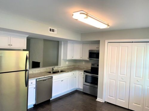 8810 Long Beach Cir, Atlanta GA  30350-2208 exterior